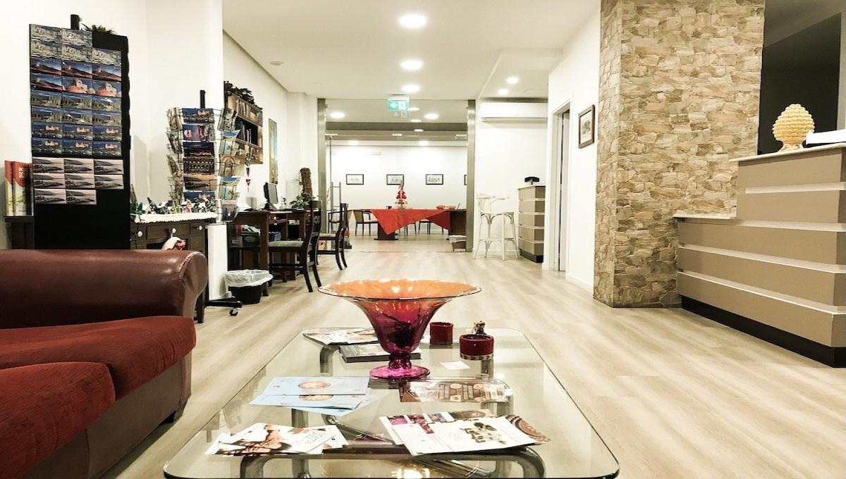 Hotel Elite / Hotel Elite