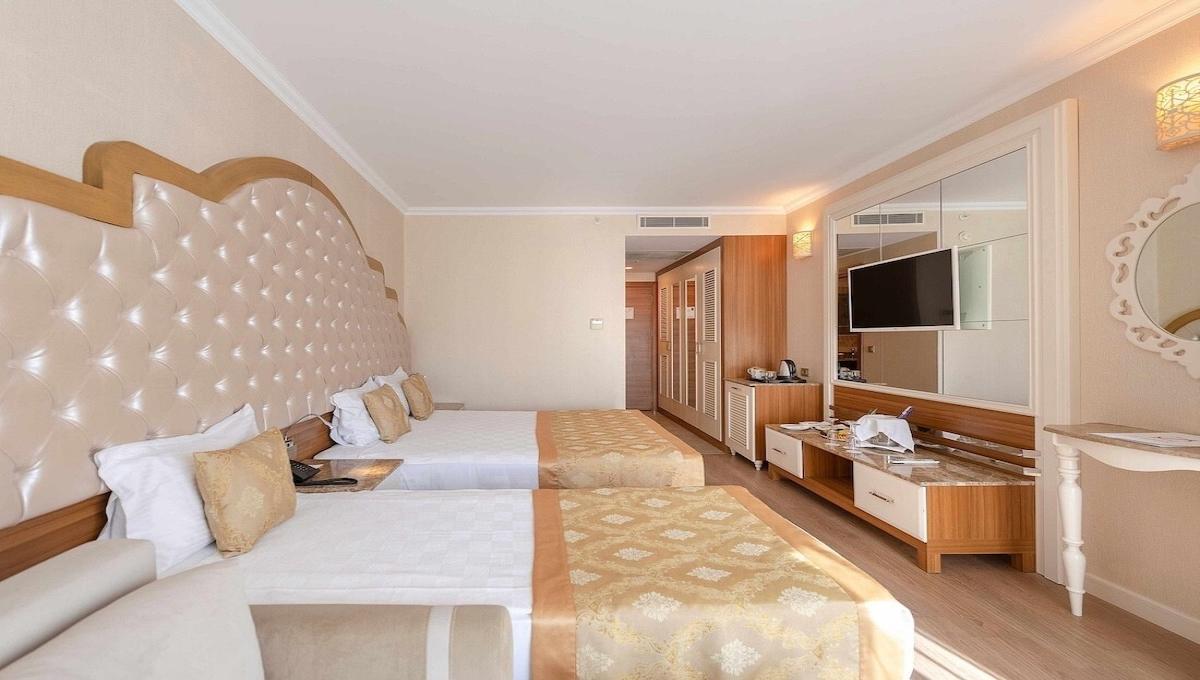 Side Premium / Side Premium